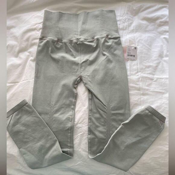 Free People Movement High Rise 7/8 Length Good Karma Leggings - Picture 5 of 8